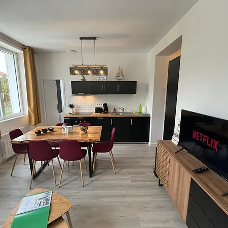 Au Coeur Du Marche, Confort Avec Wifi, Centre-ville Apartment