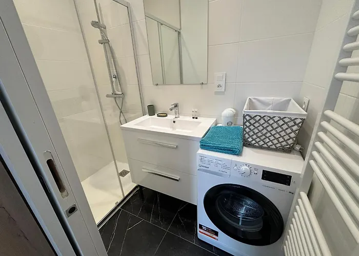 Appartement Au Coeur Du Marche, Confort Avec Wifi, Centre-ville *